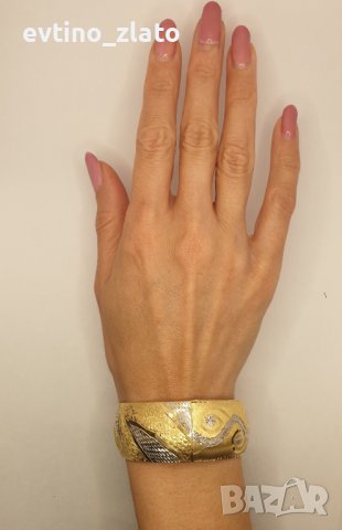 Златни твърди гривни  14К - , снимка 3 - Гривни - 40462722