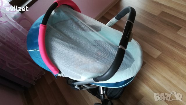 Много запазена бебешка/детска количка  Quinny Speedy комплект кошове и аксесоари, снимка 16 - Детски колички - 32615862