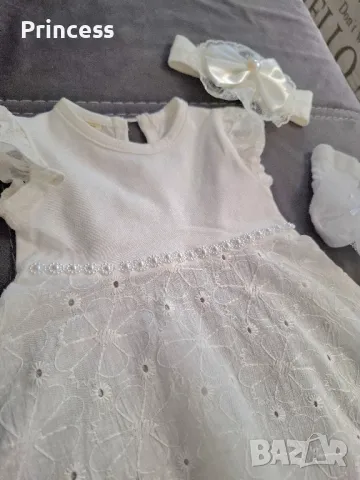 Комплект рокля 68см, диадема и чорапки , снимка 2 - Бебешки рокли - 49540514