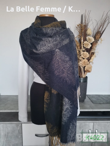 Шалове от кашмир, снимка 9 - Шалове - 51861426