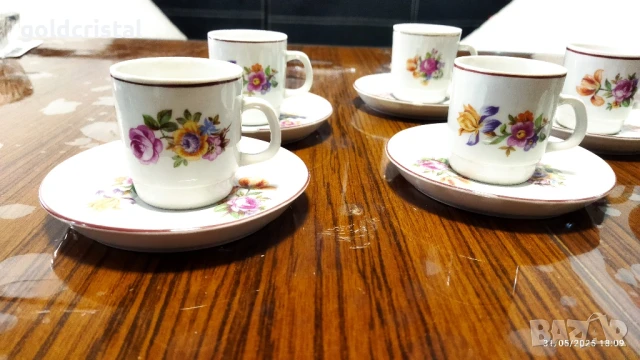 Стар български порцелан чашки за кафе , снимка 2 - Антикварни и старинни предмети - 42867571