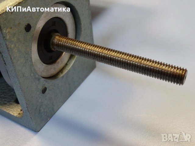 мотор редуктор RUHRGETRIEBE DMK 6525 380V 1:55, снимка 7 - Резервни части за машини - 43046114