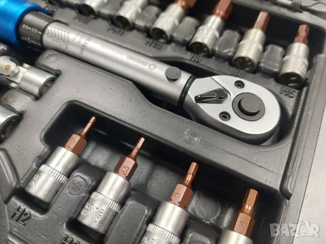 Динамометричен ключ 1/4 с вложки – 21части, снимка 3 - Ключове - 48365387