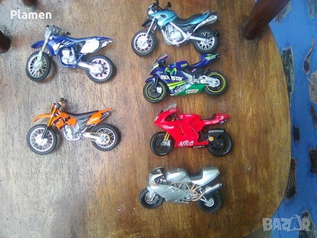 Шест модела на мотори кросови и шосейни, снимка 1