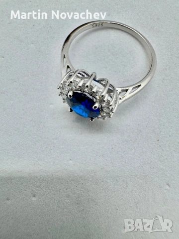Сребърен пръстен със синтетичен сапфир , снимка 7 - Пръстени - 53331648