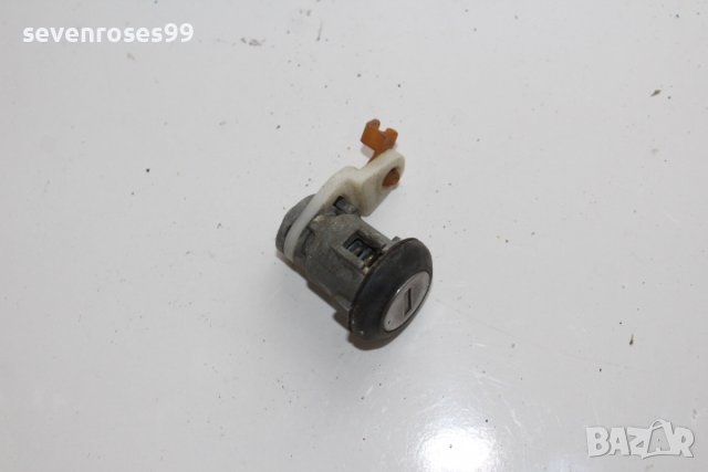 Патрон ляв без ключ Тата Индика Tata Indica 2008, снимка 6 - Части - 39868383