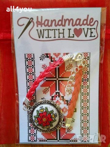 Ръчно бродирани гривни и колиета , снимка 3 - Колиета, медальони, синджири - 28522383