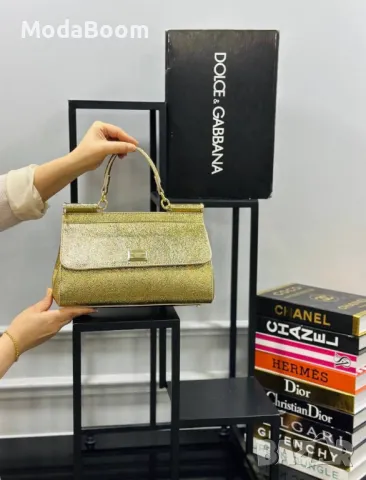 Dolce & Gabbana дамски чанти Различни цветове , снимка 3 - Чанти - 48885557