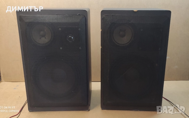 трилентови тонколони Universum 