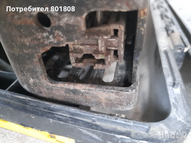 Саблен трион Dewalt , снимка 5 - Други инструменти - 52867619