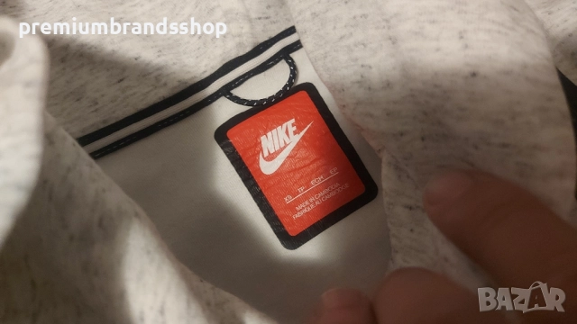 Nike tech XS елек дамски , снимка 3 - Спортни екипи - 52157780