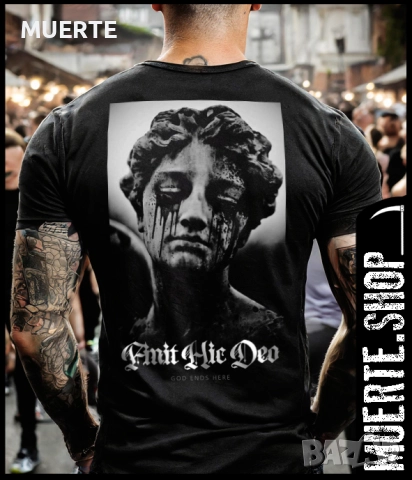 Черна тениска с щампа FINIT HIC DEO