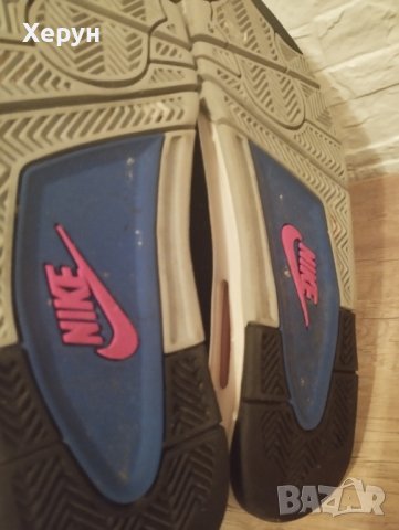 Дамски кецове на Nike, снимка 3 - Кецове - 43273601