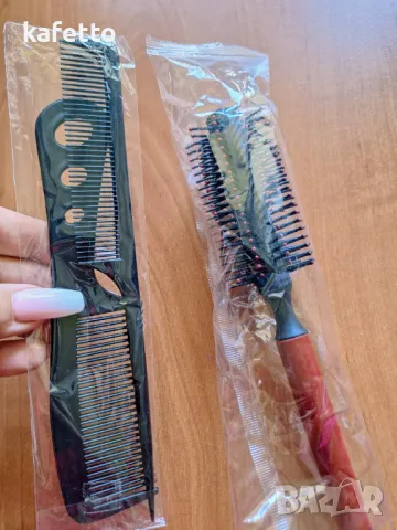 Нов комплект четка за коса и гребени , снимка 2 - Продукти за коса - 47673111