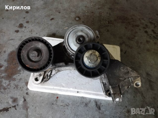 Стойка - планка за обтегач пистов ремък на Peugeot 607  2.2 HDi, снимка 2 - Части - 40839588