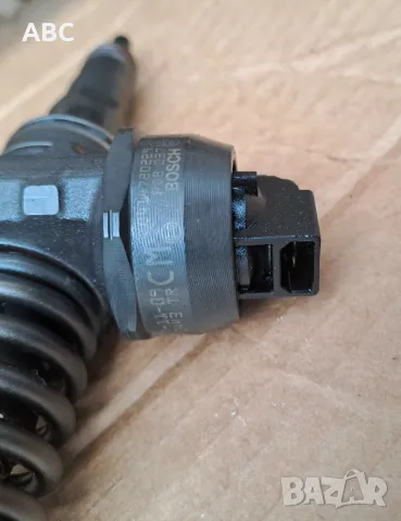 Помпа Дюза BOSCH Vw,  Audi, Skoda, Seat , снимка 2 - Части - 50271239