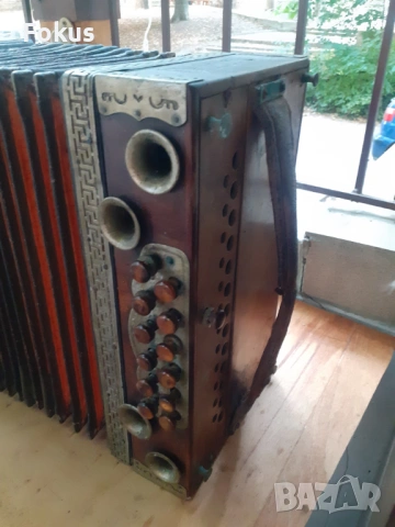 Стар диатоничен акордеон антика дърво кожа седеф каталин, снимка 3 - Антикварни и старинни предмети - 53275094