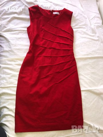 Calvin Klein Дамска червена рокля, снимка 1 - Рокли - 28800659