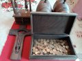 Винтидж  сувенири, Германия. Кръст дърворезба, кутия медно инкрустирана и Jim Beam неръждаема 330 мл, снимка 4