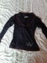 Черна блуза , снимка 1 - Блузи с дълъг ръкав и пуловери - 28303679