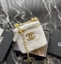 CHANEL мини чантичка , снимка 9