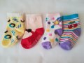 Нови чорапи със силикон , снимка 1 - Бебешки чорапи - 38391958