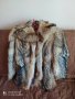 Продавам късо зимно дамско кожено палто,  канадски вълк
