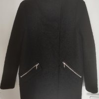 Дамско черно палто MOHITO