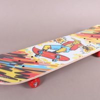 Дървен скейтборд с гумени колела, снимка 2 - Скутери и тротинетки - 43236896