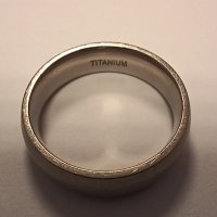 Пръстени от Титан,Волфрамов карбид и медицинска стомана, снимка 2 - Пръстени - 43099076