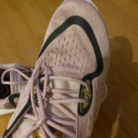 Nike маратонки, снимка 3 - Маратонки - 43550102