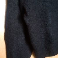 НАМАЛЕН - H&M нов черен пуловер с брошка, снимка 3 - Блузи с дълъг ръкав и пуловери - 40567352
