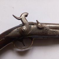 Стар капсулен пистолет , снимка 3 - Антикварни и старинни предмети - 43389553