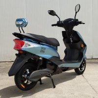 Електрически скутер модел EM006 в светло син цвят, снимка 5 - Мотоциклети и мототехника - 43151664