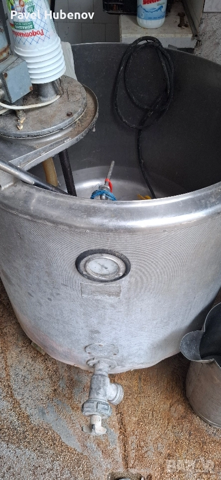 Продавам хладилна вана,цистерни и мерилки за мляко , снимка 1