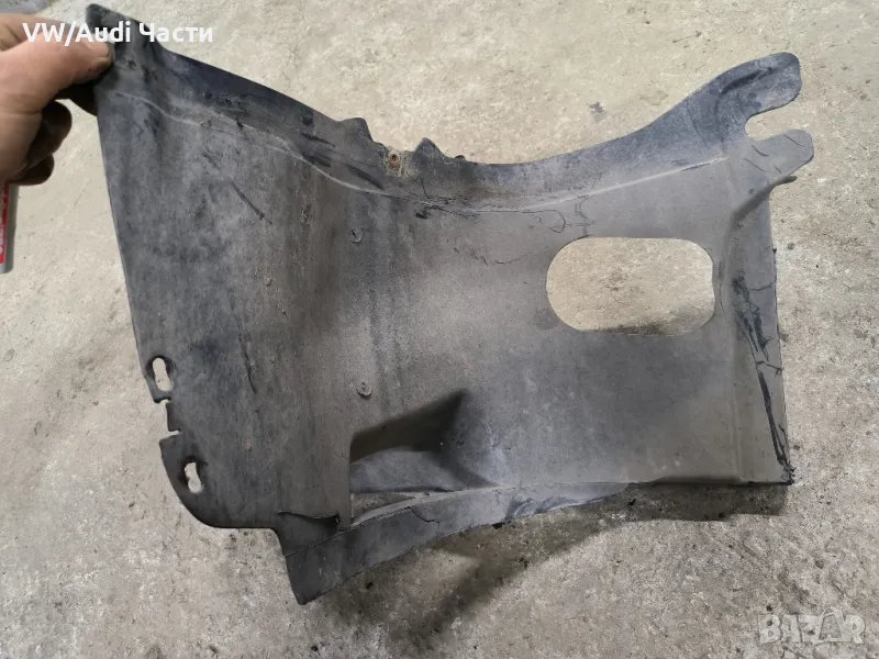 Преден ляв подкалник за Голф 5 VW Golf 5 1K0805973B / 1K0805973C, снимка 1