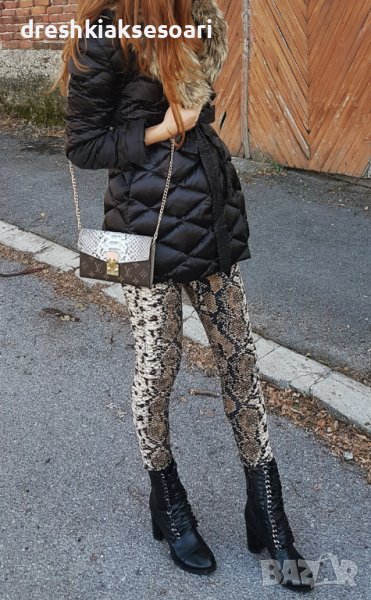 Клин панталон в змийски принт, снимка 1