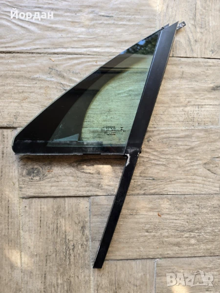 Оригинално тригълно стъкло от предна лява врата за Porsche Macan, снимка 1