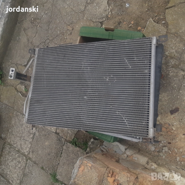 Климатичен радиатор от Омега Б-бензин, снимка 1