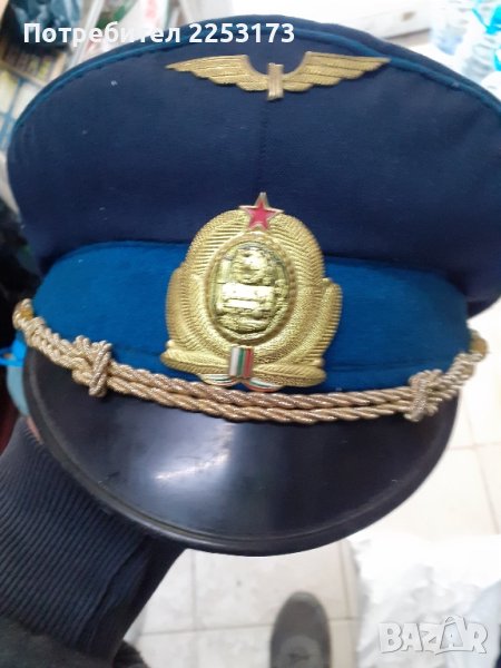 Соц.жп.дрехи ,шапки и балтони, снимка 1