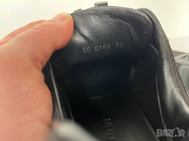 Маратонки Louis Vuitton Run Away 39 ОРИГИНАЛ, снимка 10 - Маратонки - 53267923