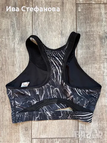 Ново спортно бюстие топ Nike Найк 100 % оригинално, снимка 9 - Корсети, бюстиета, топове - 50333462