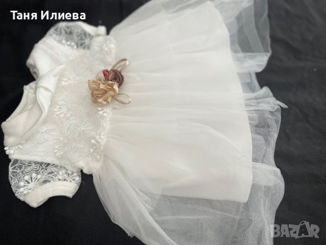 Официална бебешка рокля бяла, снимка 1 - Комплекти за бебе - 43970210