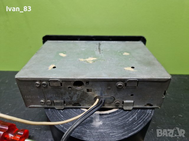 Авторадио Unitra Safari 5, снимка 2 - Радиокасетофони, транзистори - 39189555