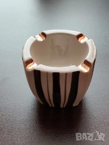 Ретро пепелник от 60те, снимка 2 - Антикварни и старинни предмети - 50941825