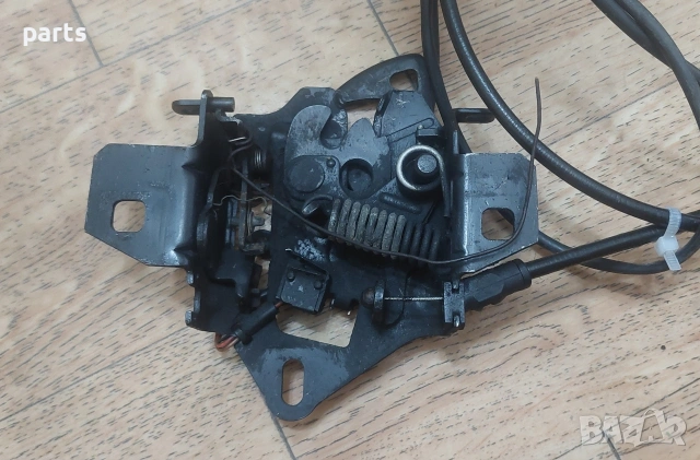 Ключалка Преден Капак и Жило VW Пасат 5 - 3B0823509K, снимка 3 - Части - 53436736