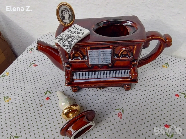 Колекционерски чайник Ретро пиано Swineside Англия, снимка 9 - Декорация за дома - 53036776