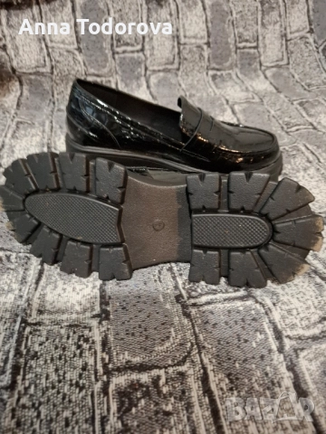 Обувки, снимка 3 - Дамски ежедневни обувки - 51628159