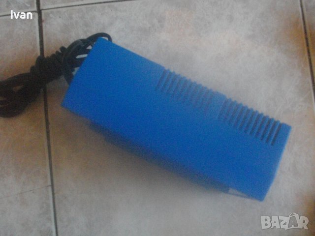 Немско Зарядно Старо Качество-За Батерии 0-12V/900mA-TITAN Lagerat222-Отлично-5 св.индикации-Регулац, снимка 10 - Други инструменти - 42932657