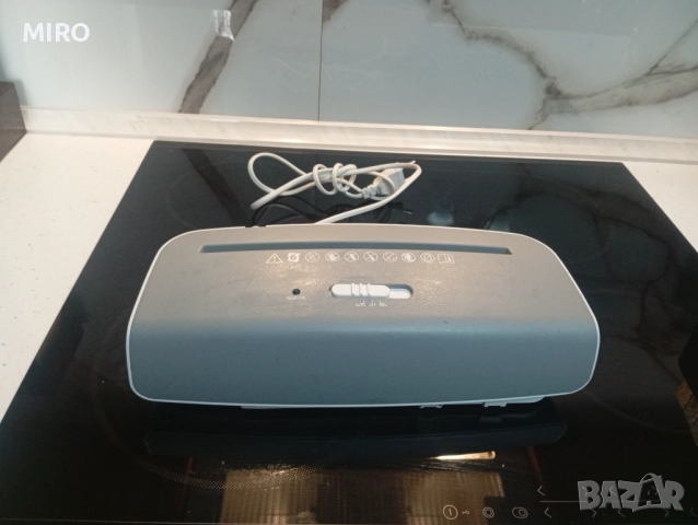 Шредер за унищожаване на документи  MA501-17, снимка 6 - Друга електроника - 52655740